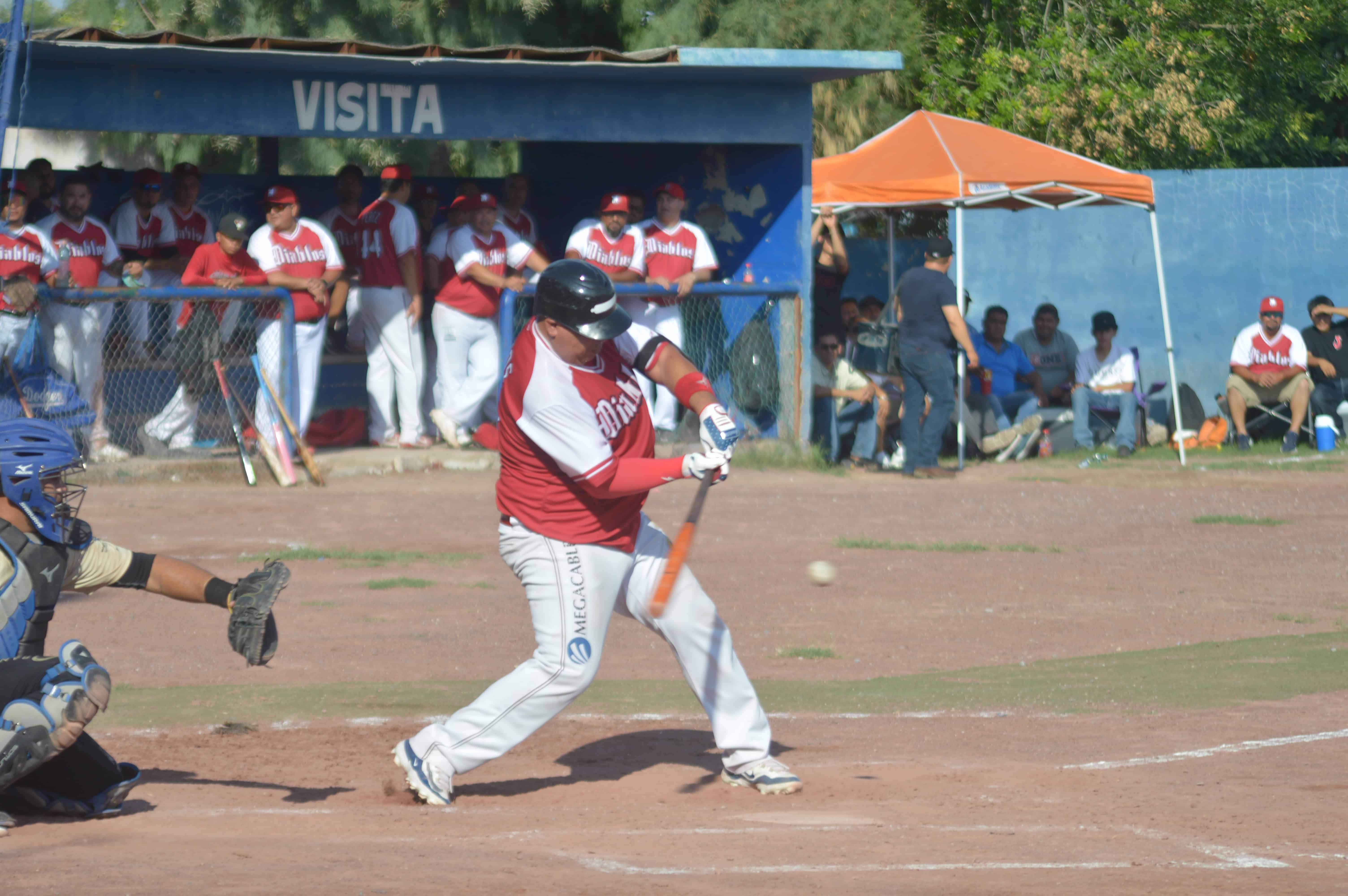 Diablos revalidan t&iacute;tulo tras vencer a D-backs en la final