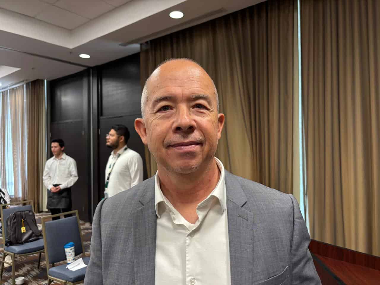 Enrique S&aacute;nchez advierte sobre la inseguridad en carreteras de Coahuila