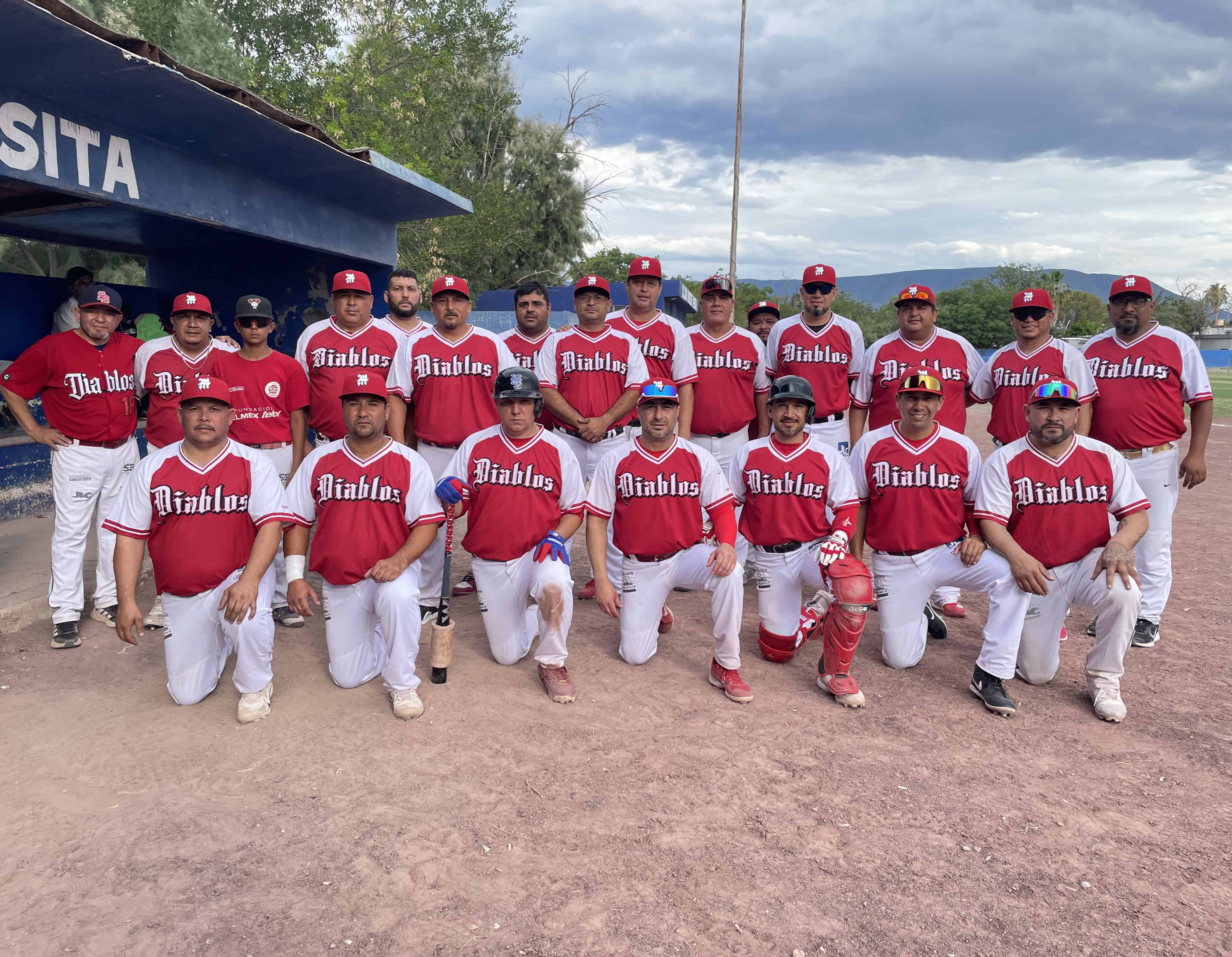 Diablos revalidan t&iacute;tulo tras vencer a D-backs en la final