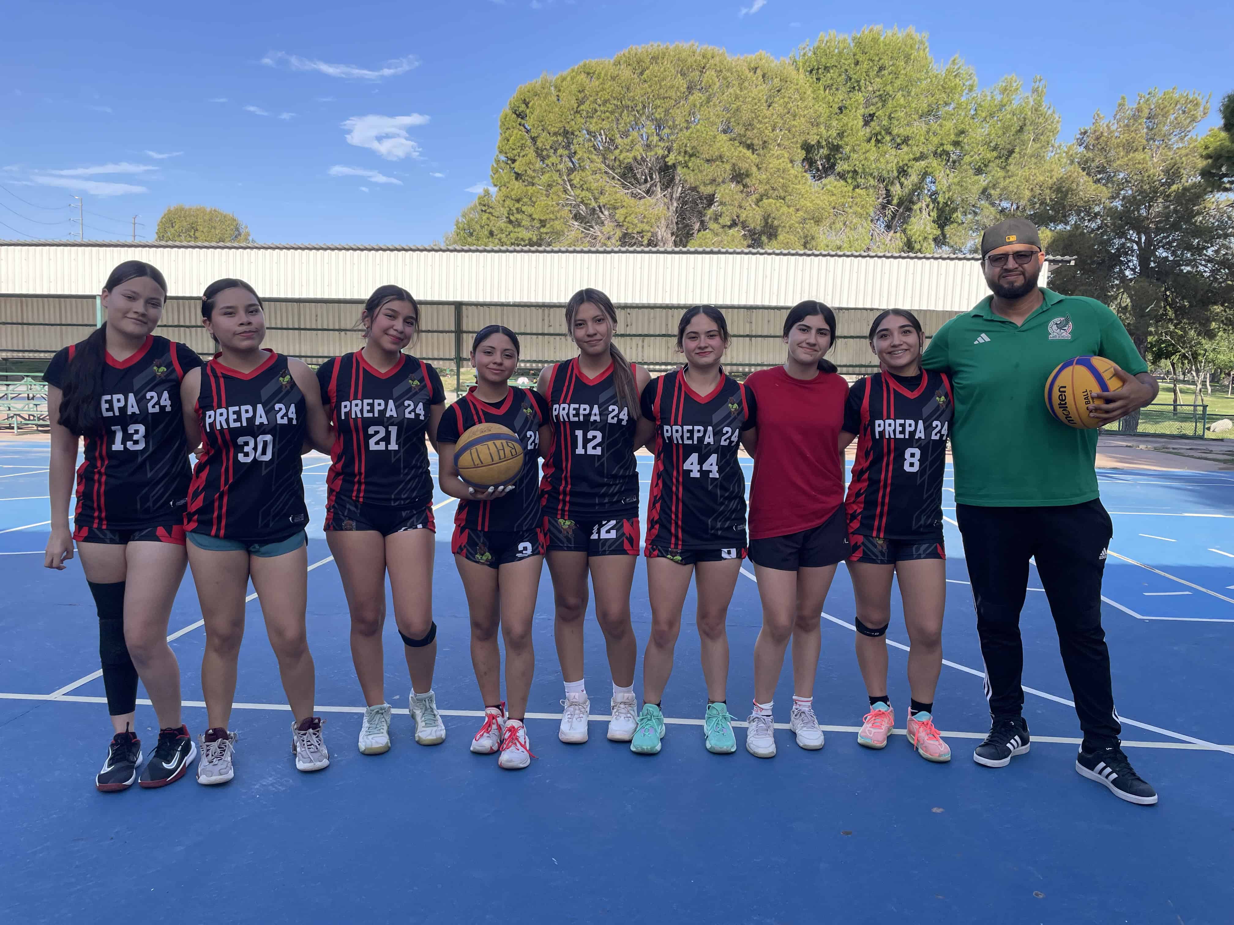 B&uacute;falas del Cobac Prepa 24 vencen a ICC Panteras en final de b&aacute;squetbol