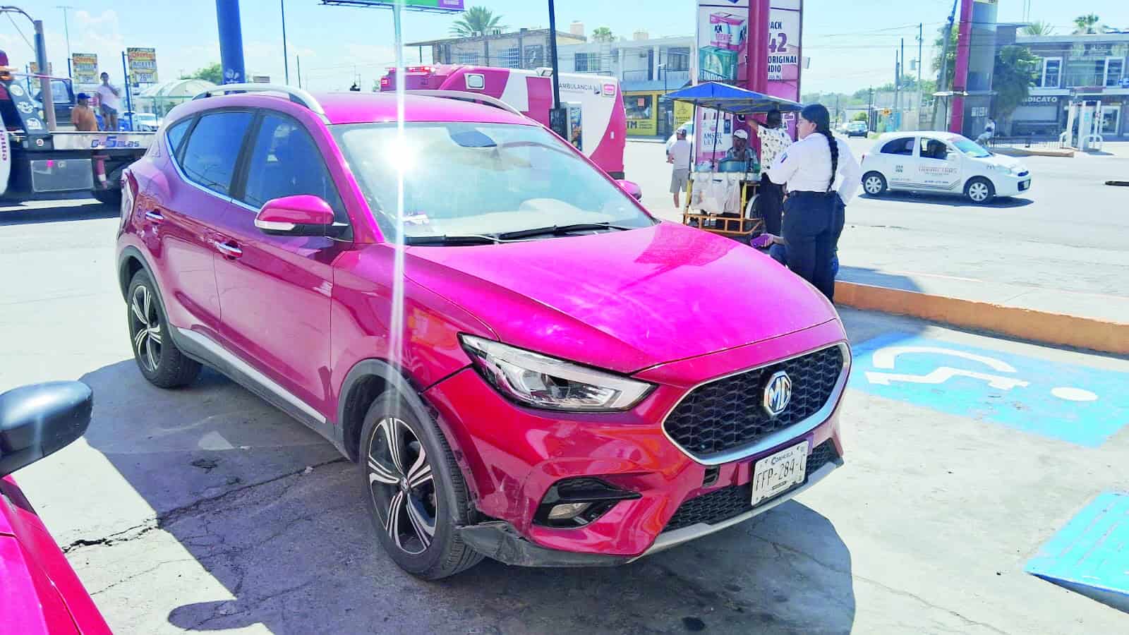 Accidente vial arruina celebraci&oacute;n del D&iacute;a del Padre en Monclova