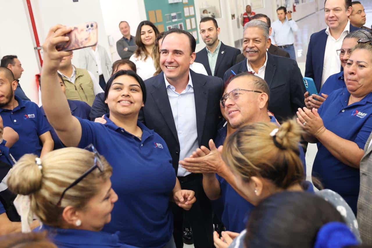 Se mantiene Manolo entre los mejores gobernadores