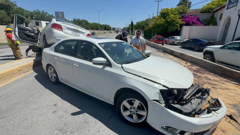 Abuelita provoca accidente en Eulalio Guti&eacute;rrez, Saltillo