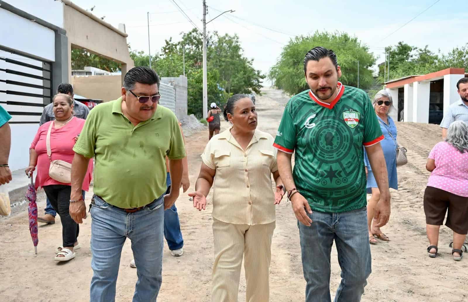 Contin&uacute;a Carlos con obras de pavimentaci&oacute;n