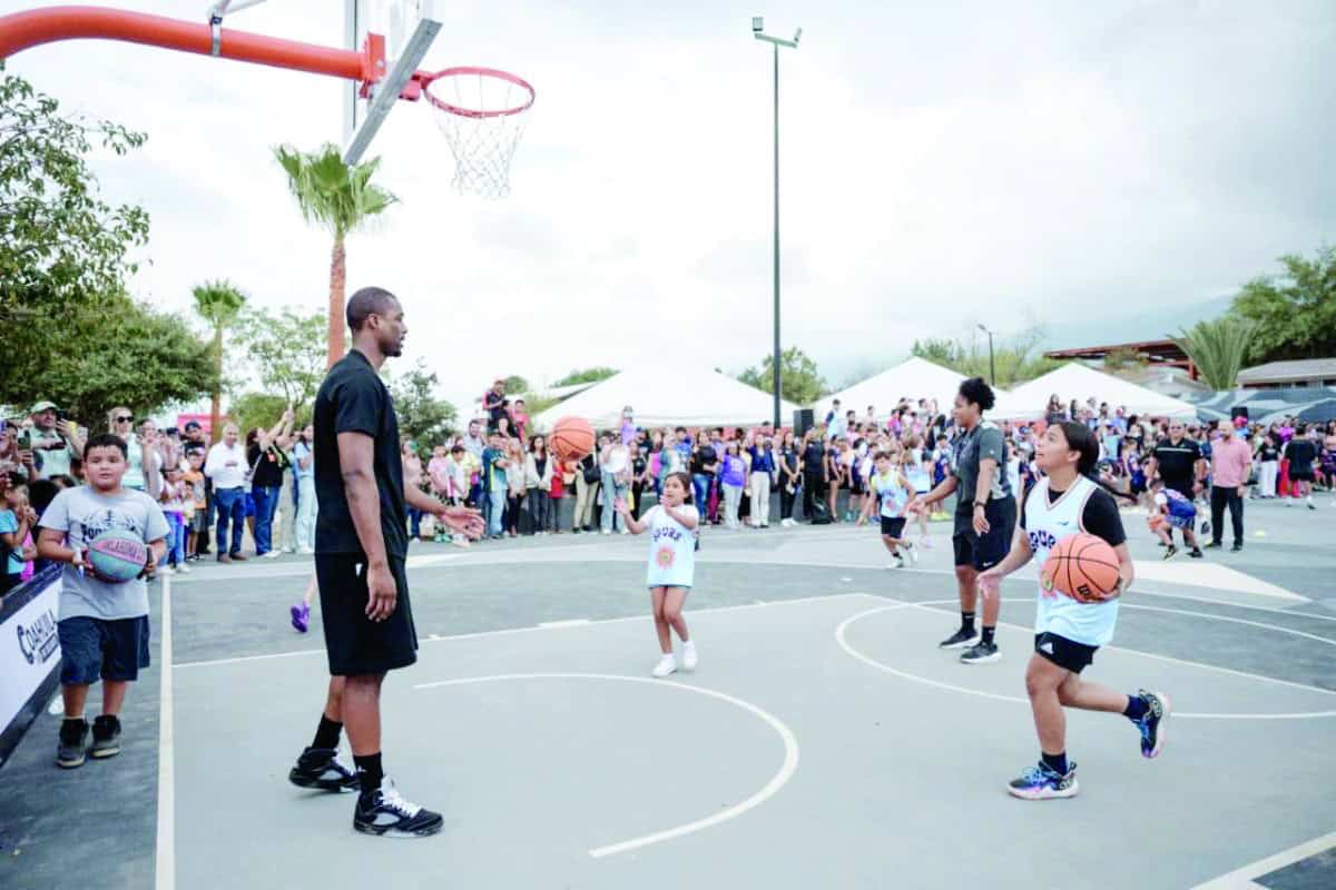 Suman 3 plazas rehabilitadas por Harrison Barnes 