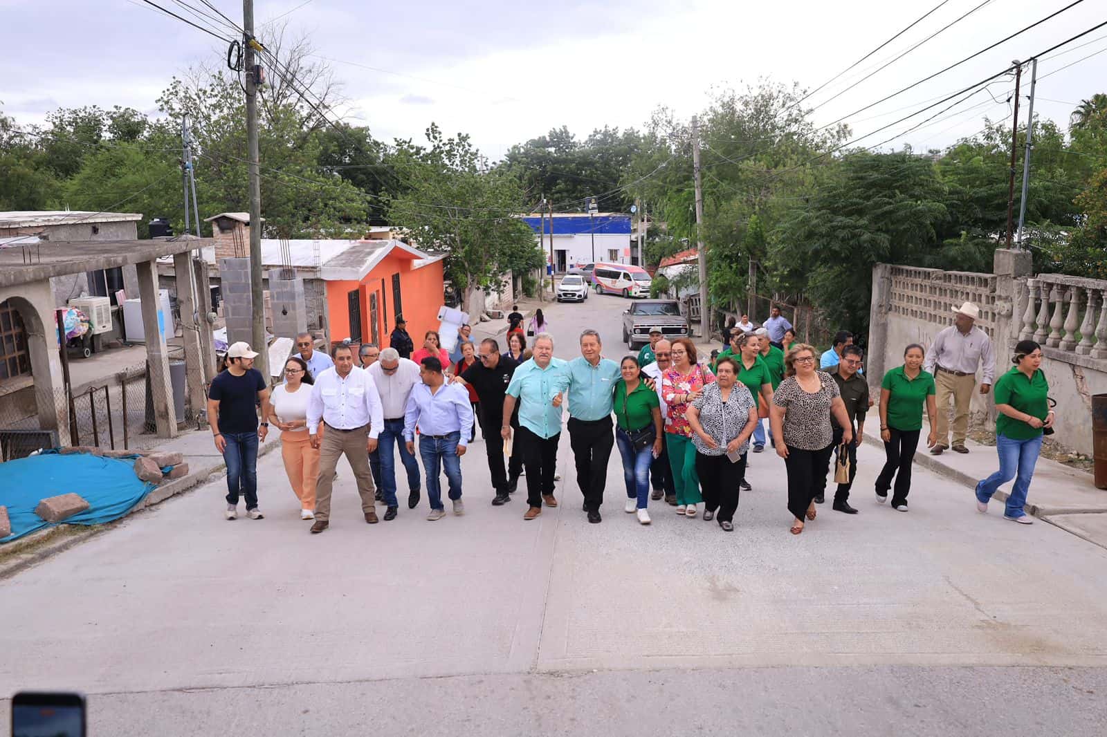 Pavimentan con concreto hidr&aacute;ulico en la Hidalgo