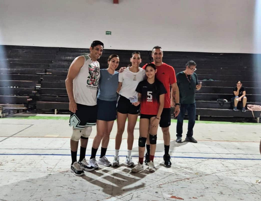 Liga Rangelitos premia a campeones del voleibol en Monclova