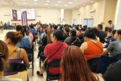Más de mil 500 estudiantes de Nava reciben la beca Rita Cetina