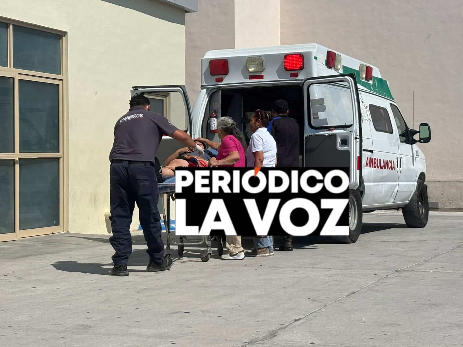 Trailero saca a paisanos de la 57