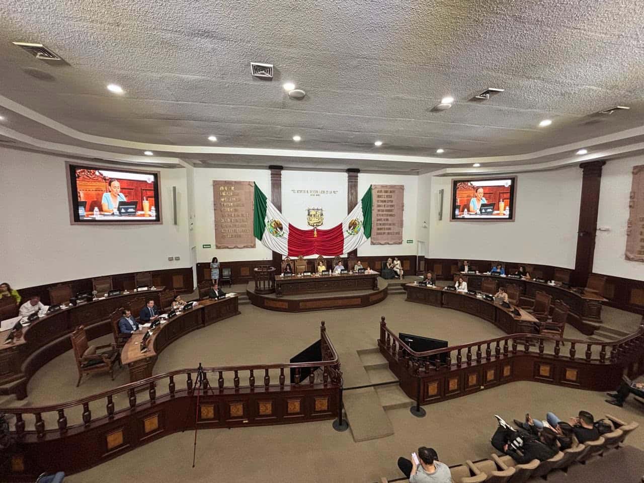Beatriz Fraustro informa sobre designaci&oacute;n de nuevo alcalde en Torre&oacute;n tras fallecimiento de Rom&aacute;n Cepeda