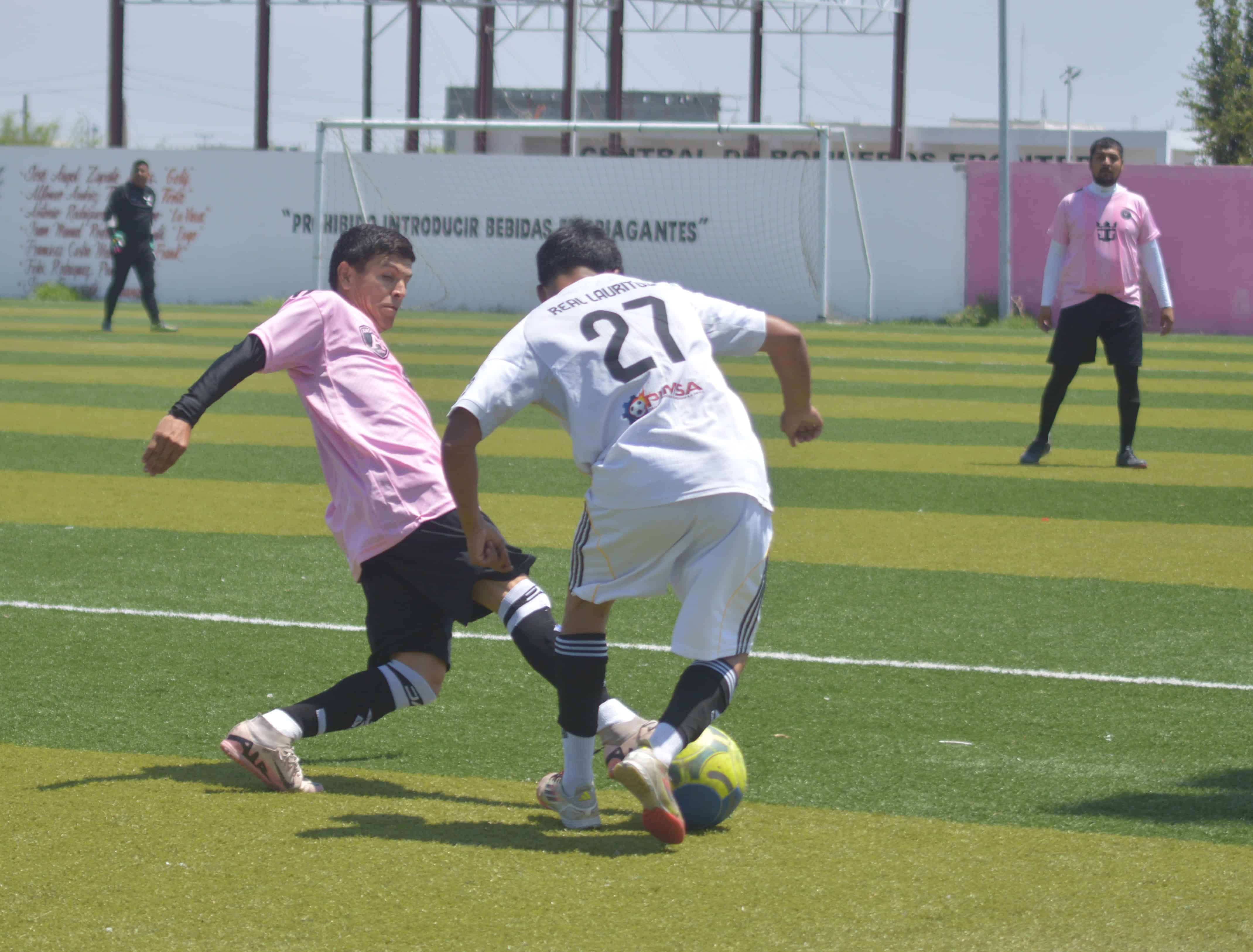 Real Lauritos gana en penaltis y avanza a la final en Frontera