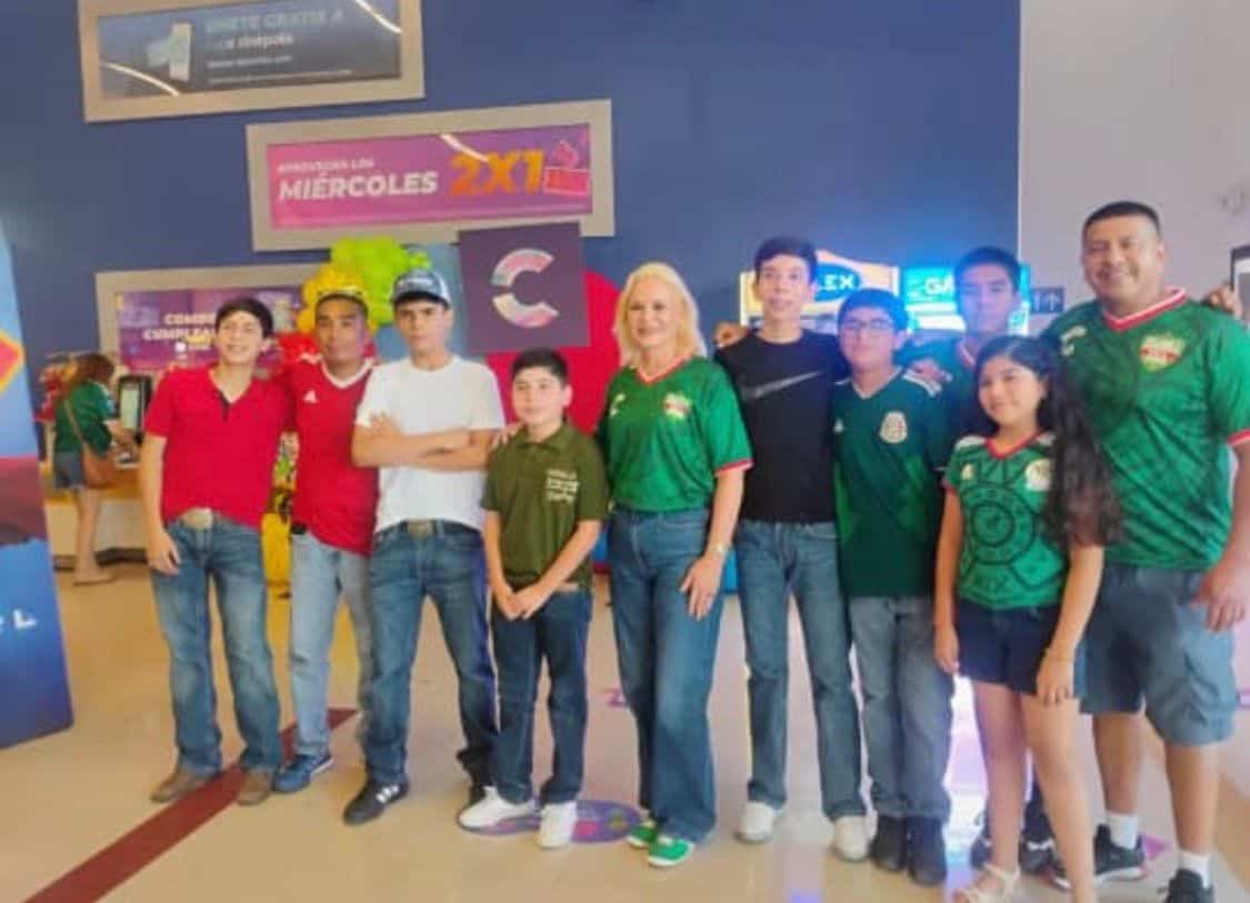 Laura Jim&eacute;nez reconoce a estudiantes destacados en M&uacute;zquiz