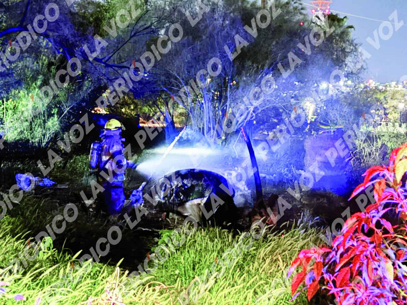 Hombre agredido y su lancha incendiada en Monclova