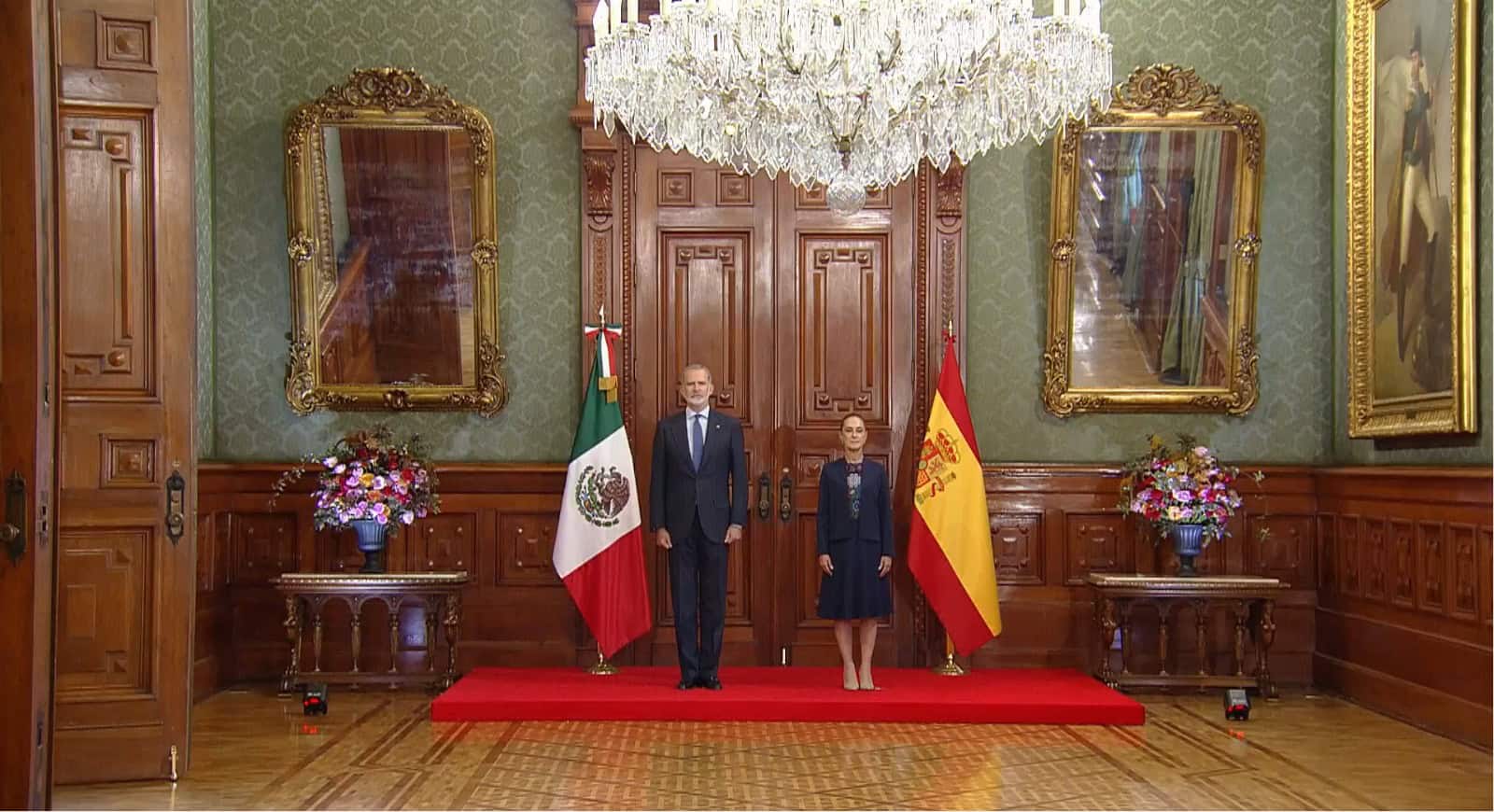 Claudia Sheinbaum recibe a Felipe VI en Palacio Nacional