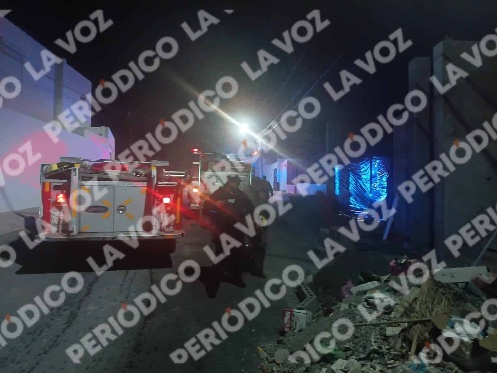 Incendio afecta vivienda en construcci&oacute;n en Monclova