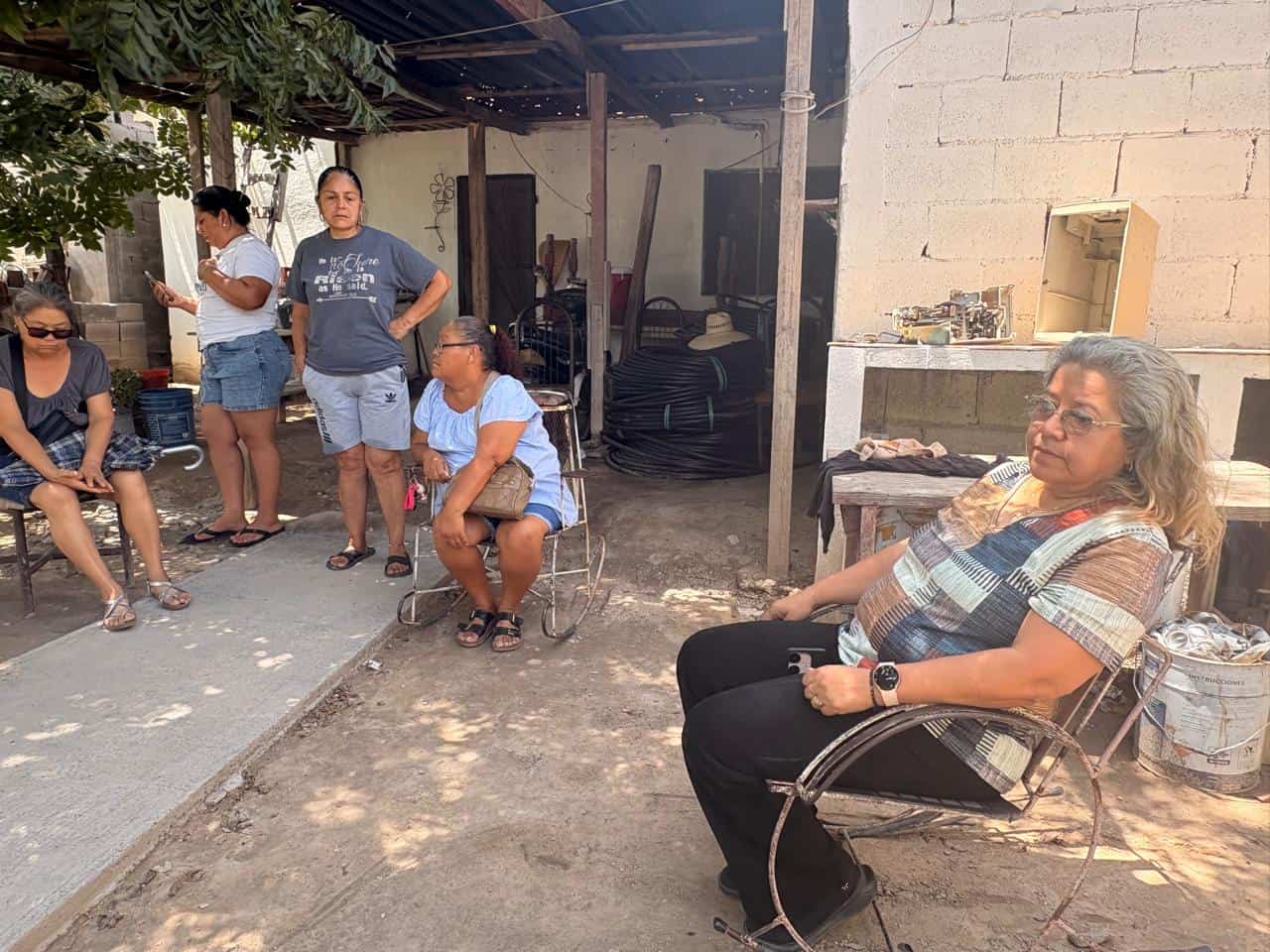 Efra&iacute;n Hern&aacute;ndez notifica a familias de Frontera sobre devoluci&oacute;n de honorarios