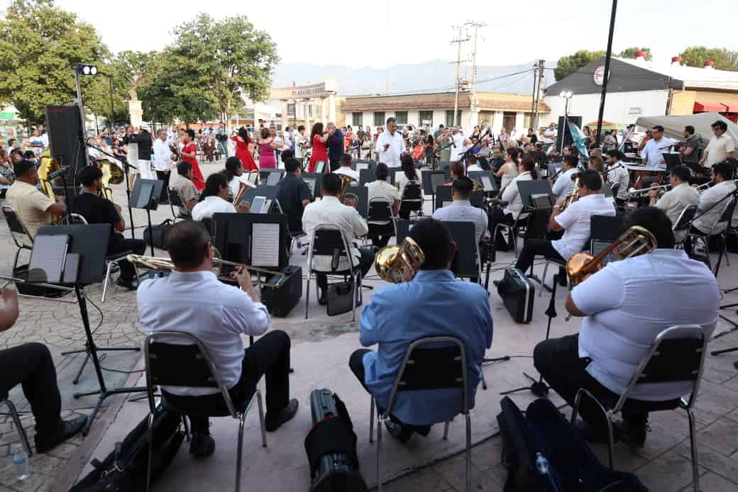 Javier D&iacute;az Gonz&aacute;lez impulsa el Festival Internacional de las Artes en Saltillo