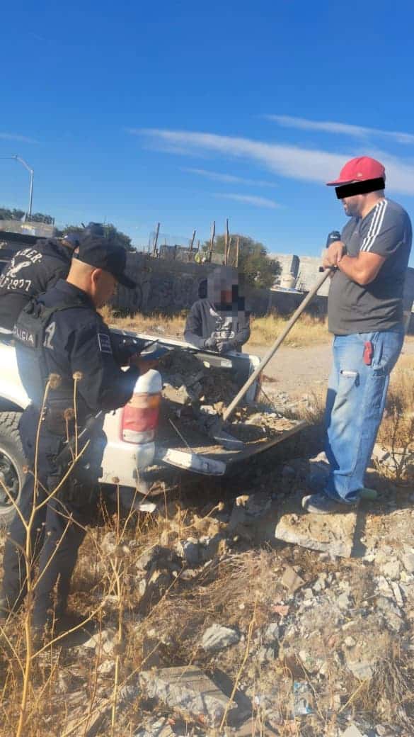 Polic&iacute;a Ambiental detiene a 17 personas por arrojar basura en Saltillo
