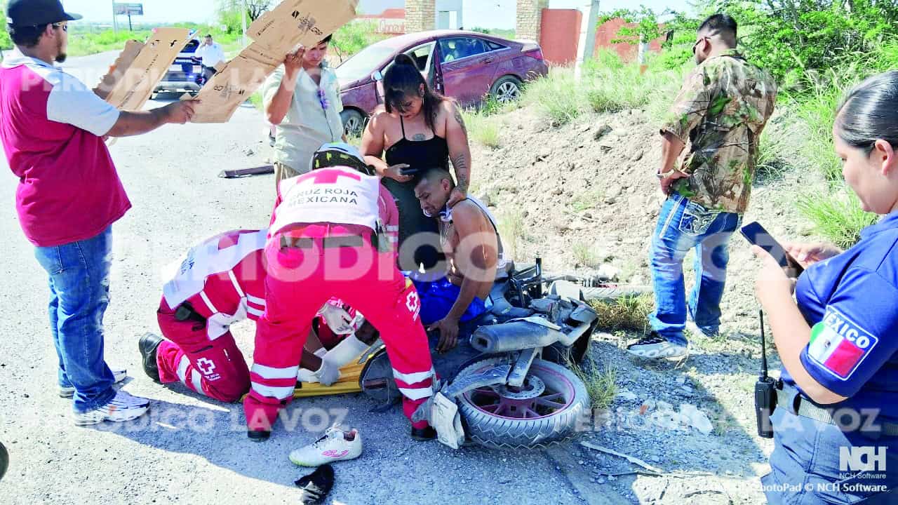 Accidente en Monclova: Emmanuel Mart&iacute;nez es atropellado por un auto en Montessori