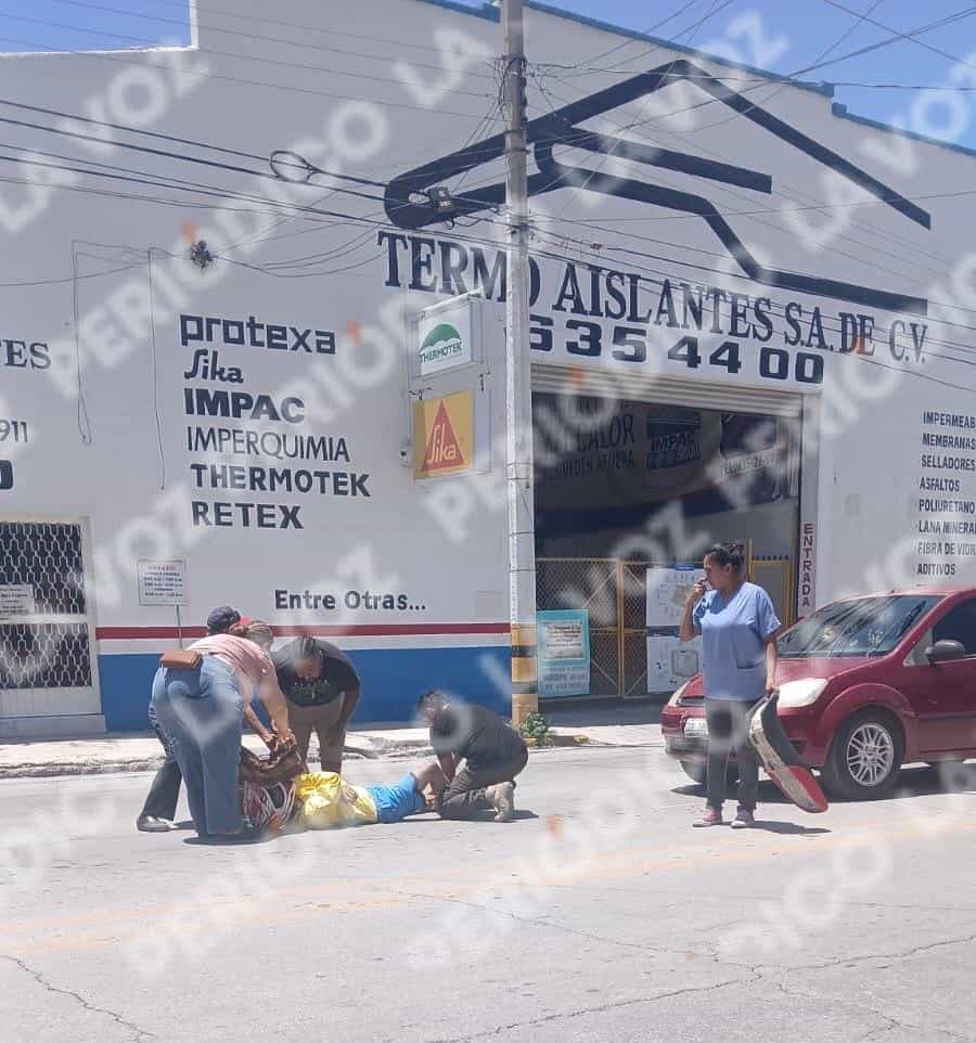 Motociclista resulta lesionado en Monclova tras choque con autom&oacute;vil