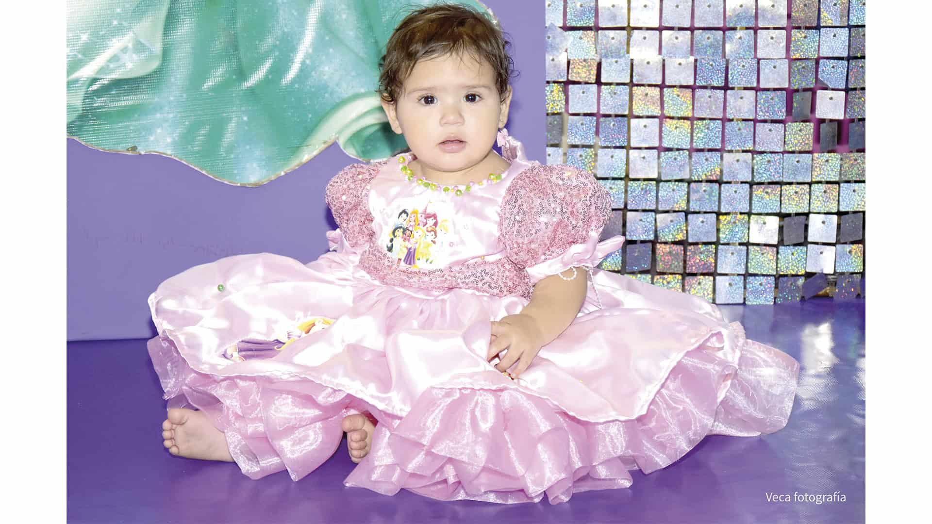 Ailani San Miguel celebra su primer cumplea&ntilde;os y bautizo