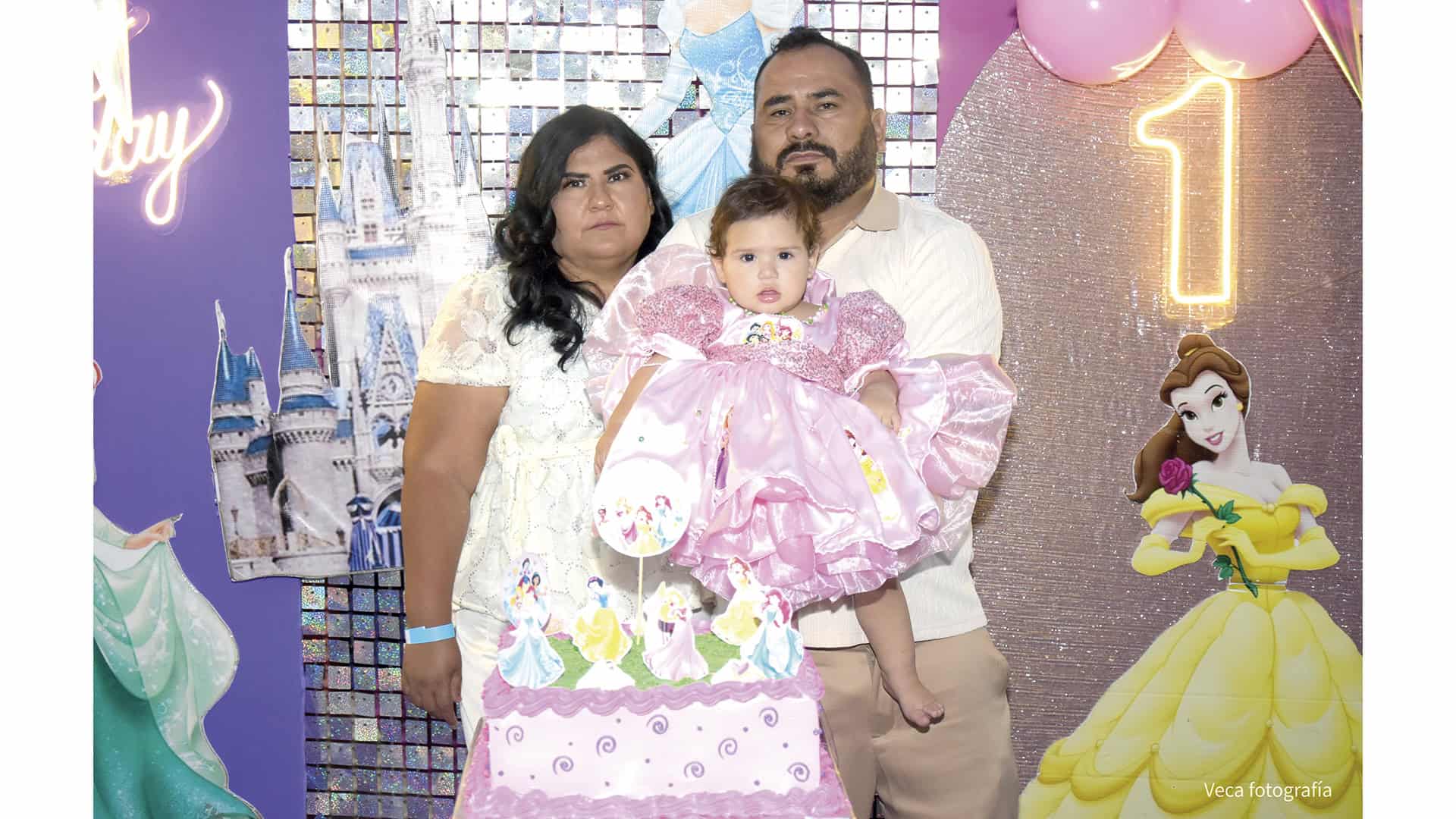 Ailani San Miguel celebra su primer cumplea&ntilde;os y bautizo