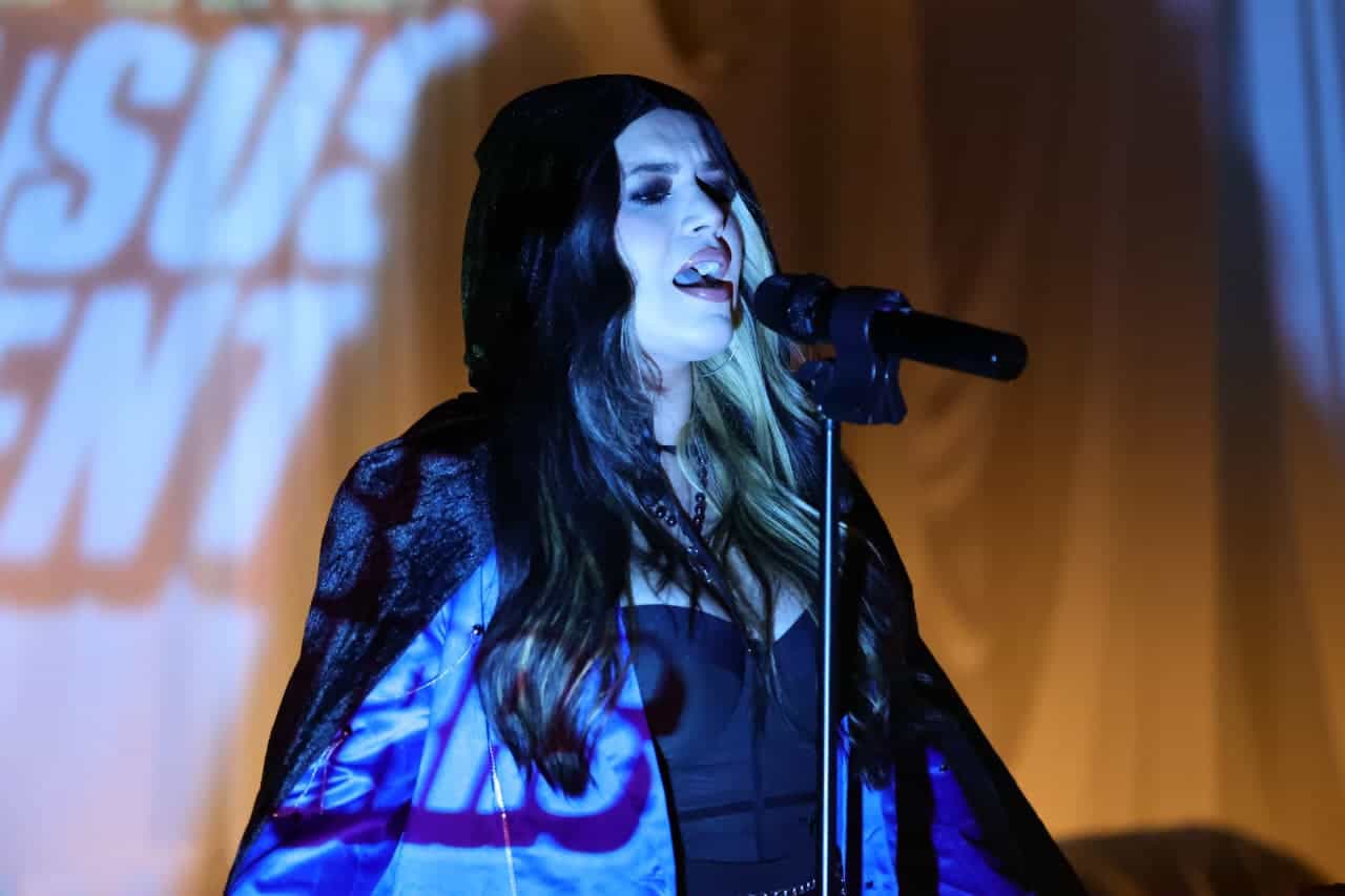 Cientos de saltillenses disfrutan del Festival Internacional de las Artes