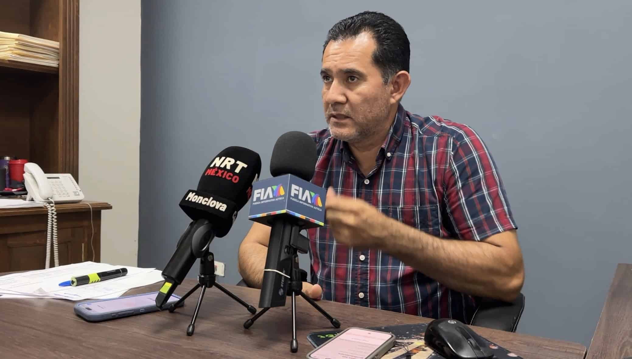 Andr&eacute;s S&aacute;enz busca mejorar servicios de emergencia en Casta&ntilde;os