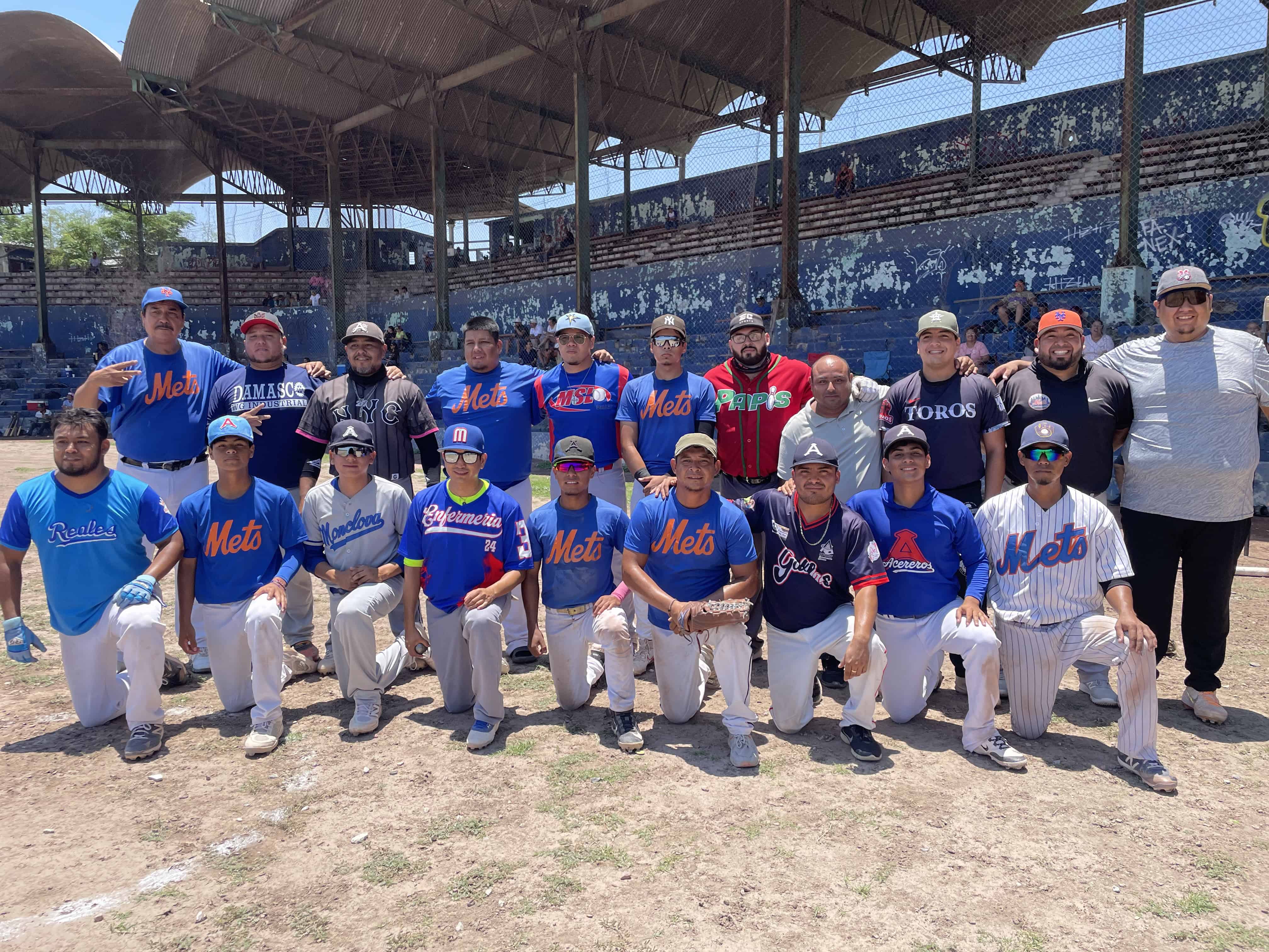 Mets se coronan campeones de la Liga de B&eacute;isbol Jes&uacute;s Armend&aacute;riz en Monclova
