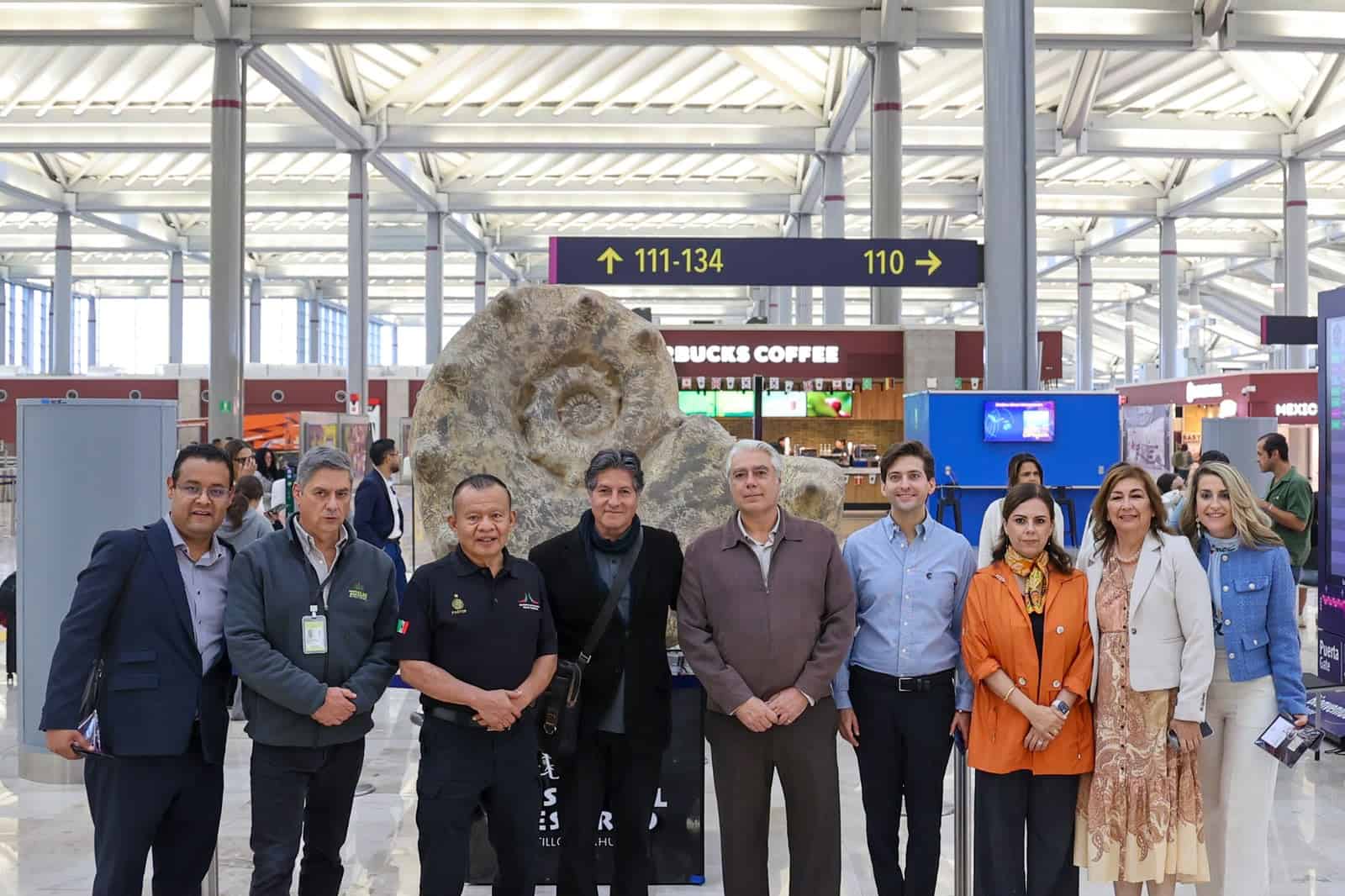 Inauguran exposici&oacute;n Pasajeros del Tiempo en AIFA: Coahuila avanza en turismo