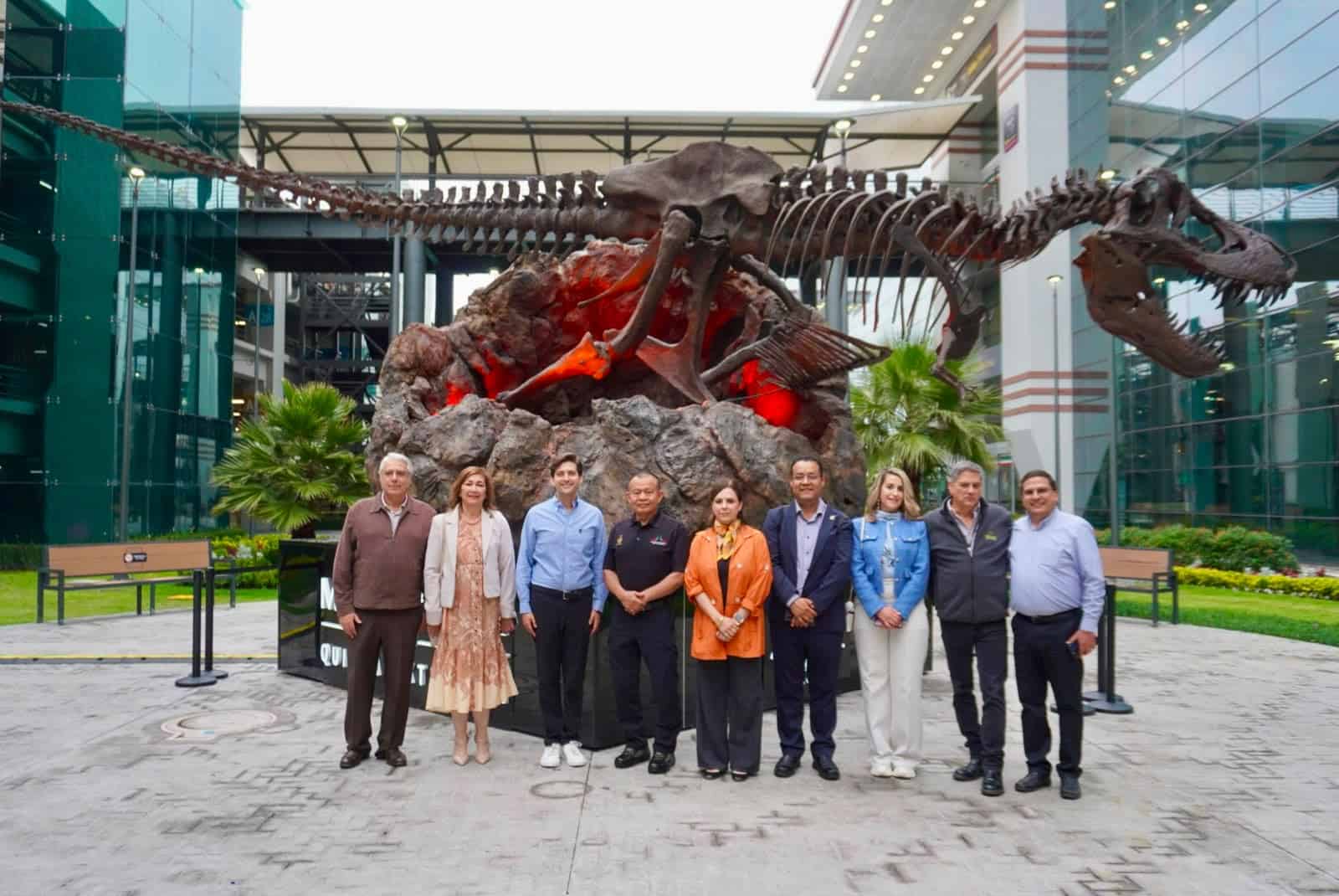 Inauguran exposici&oacute;n Pasajeros del Tiempo en AIFA: Coahuila avanza en turismo