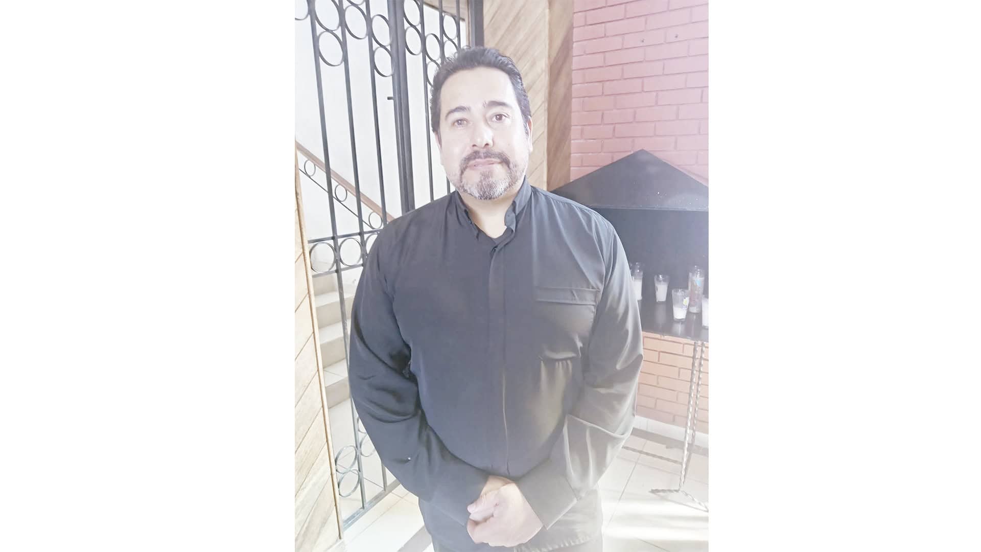 Vicario N&eacute;stor Mart&iacute;nez llama a fortalecer valores familiares tras abandono en Casta&ntilde;os