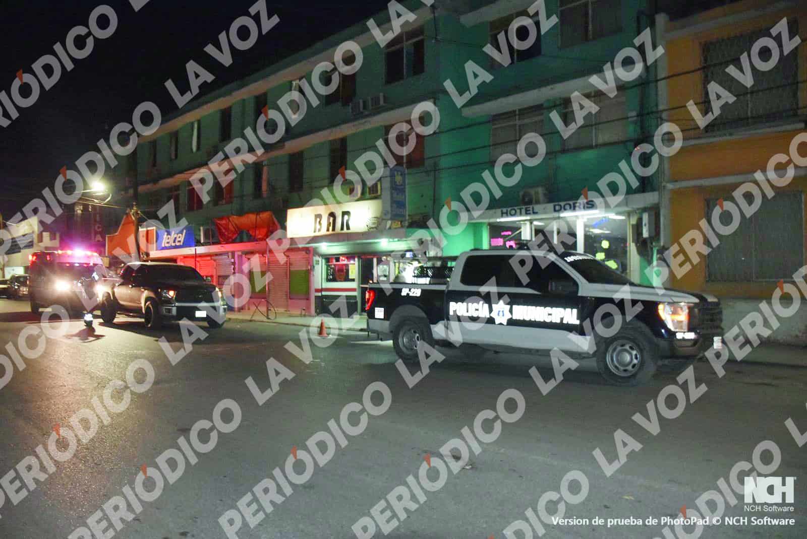 Polic&iacute;a y Cruz Roja responden a emergencia en hotel Doris, Monclova