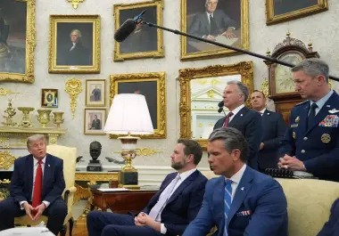 Clérigos iraníes piden asesinato de Trump y Netanyahu