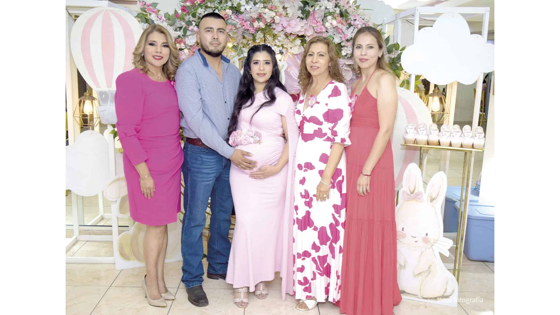 Julieta Villarreal celebra su baby shower en Monclova Julieta Villarreal celebra su baby shower en Monclova