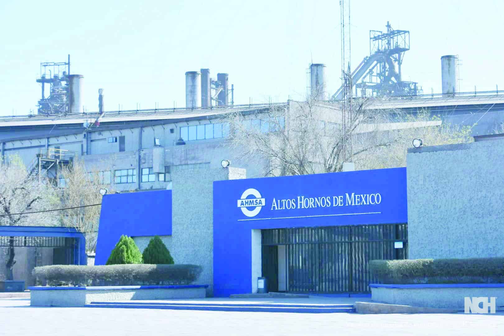 Monclova: Trabajadores de AHMSA defienden equipos de proveedores