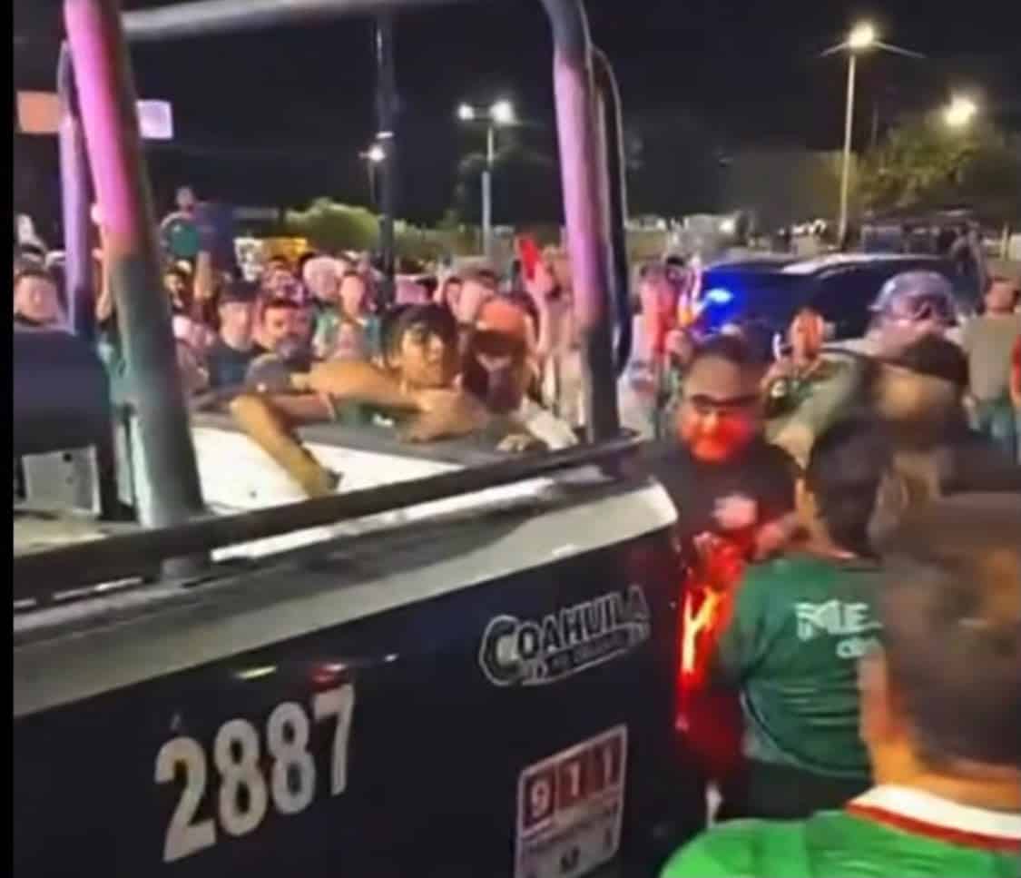 Confrontaciones en Sabinas tras victoria de M&eacute;xico 2-0 sobre Ecuador