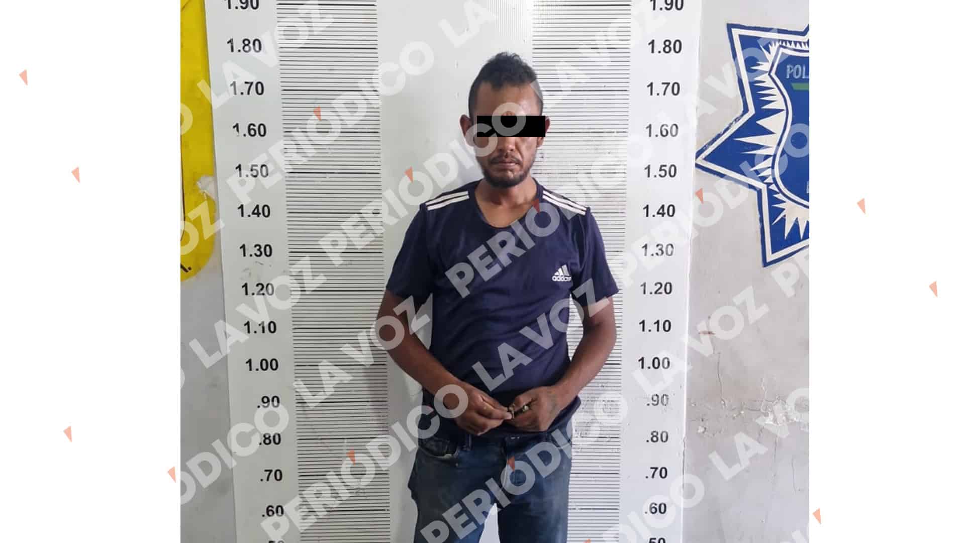 Hombre es sorprendido robando en Frontera