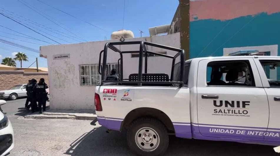 Verifican estado de salud de adulto mayor en Saltillo