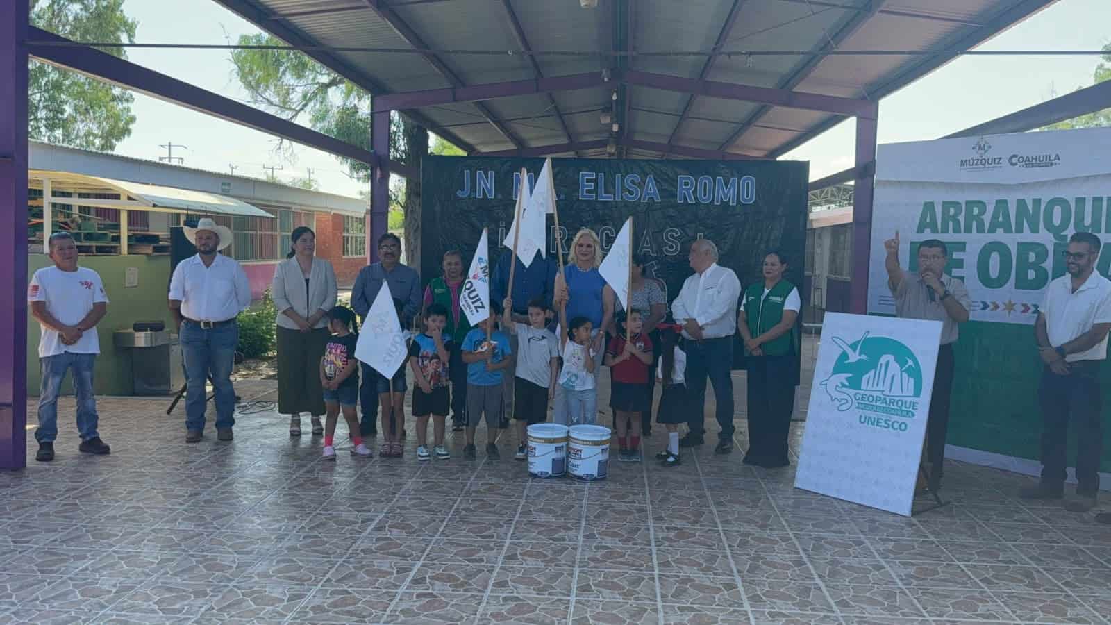 Inicia Laura Jim&eacute;nez Guti&eacute;rrez obra de malla sombra en Villa de Pala&uacute;