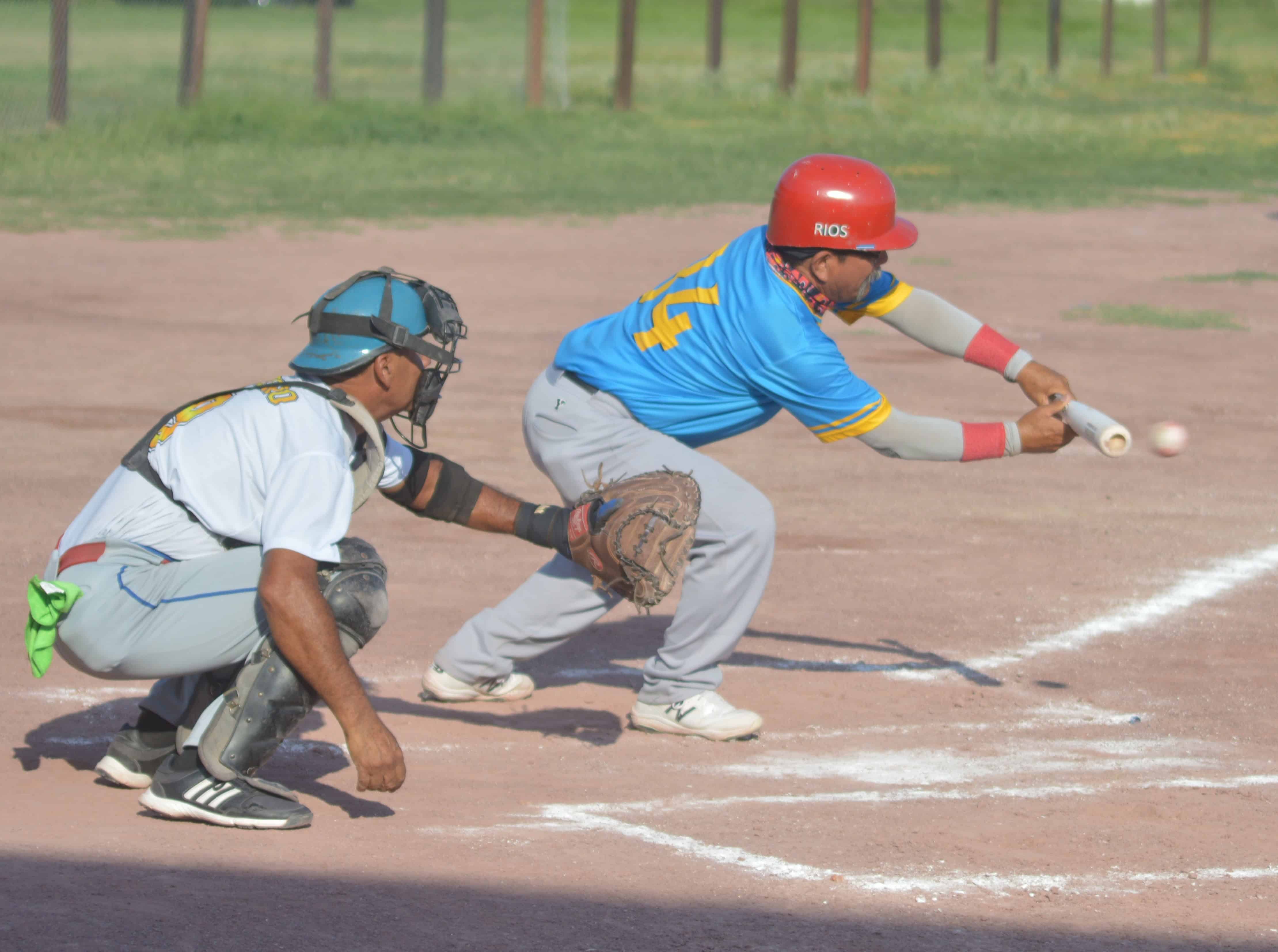 XX de Estancias empata la serie tras vencer a Lobos 5-4