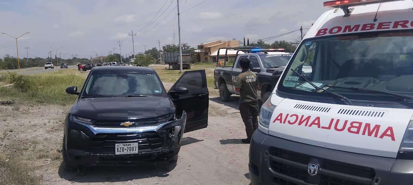 Choque entre dos camionetas en la carretera 57 deja da&ntilde;os materiales y dos lesionados leves
