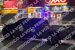 Delincuente asalta tienda de conveniencia en Monclova Delincuente asalta tienda de conveniencia en Monclova