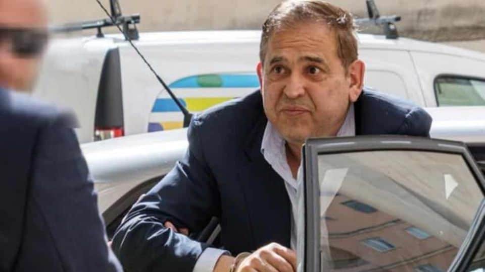 Alonso Ancira enfrenta orden de aprehensión por incumplimiento con Pemex Alonso Ancira enfrenta orden de aprehensión por incumplimiento con Pemex