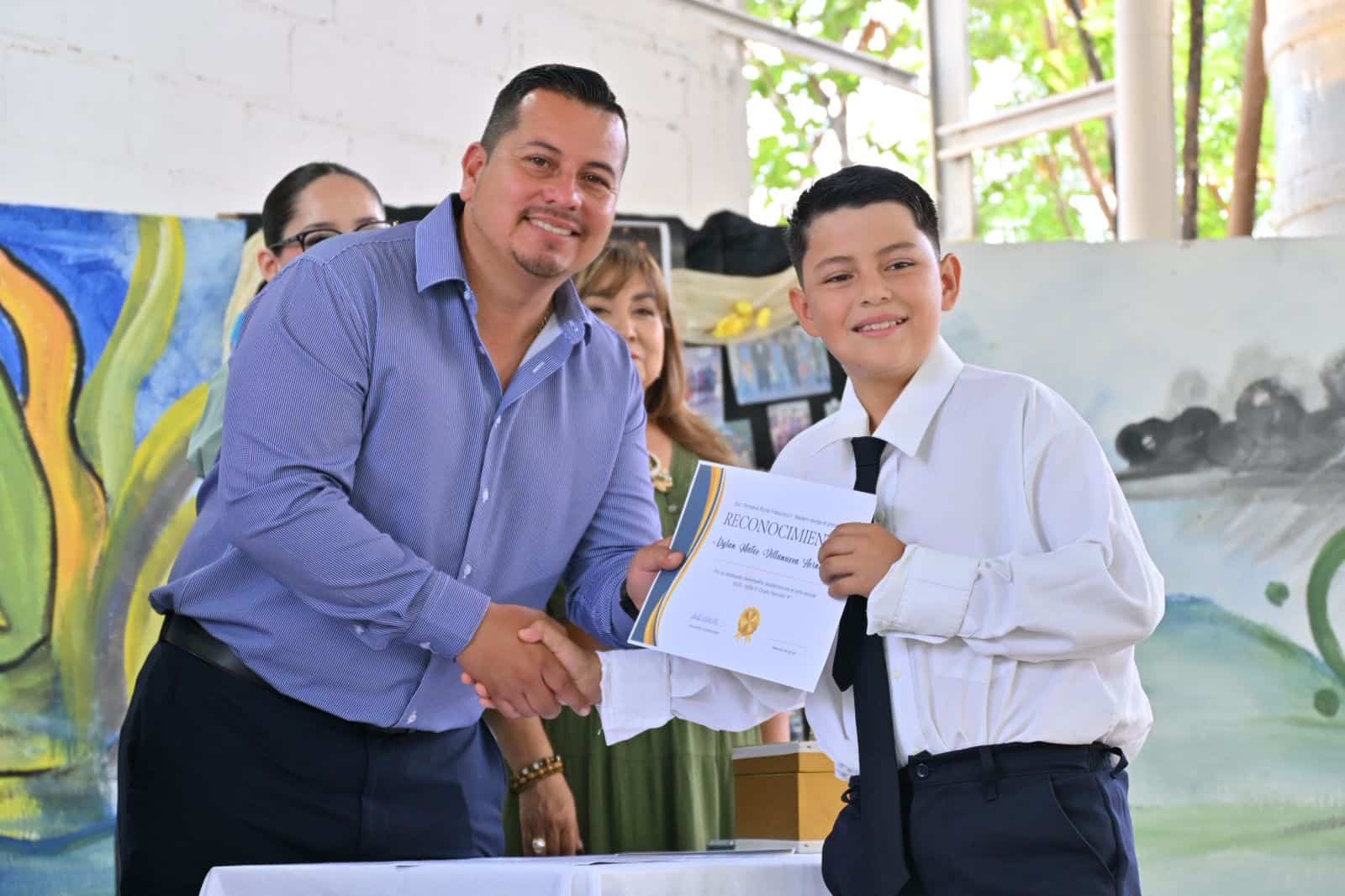 Escuela Primaria Federal Francisco I. Madero conmemora su 90 aniversario en San Buenaventura