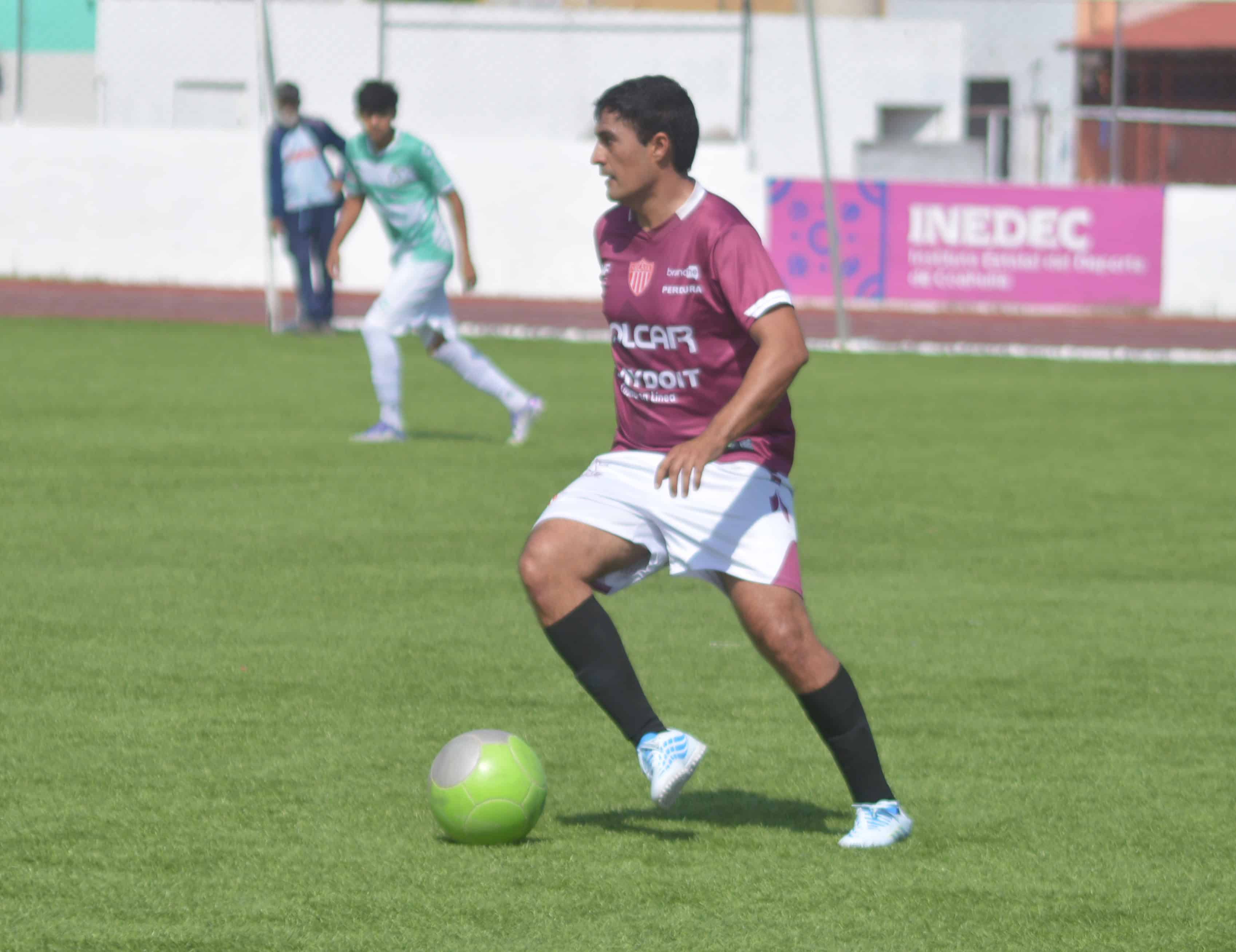 Colonia Obrera y Trailas Teca se enfrentan en la Liga Municipal de F&uacute;tbol
