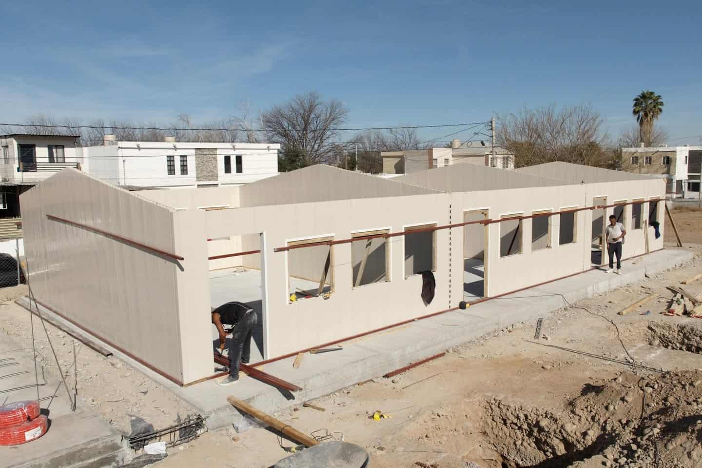 Carlos Villarreal anuncia nueva preparatoria en Monclova