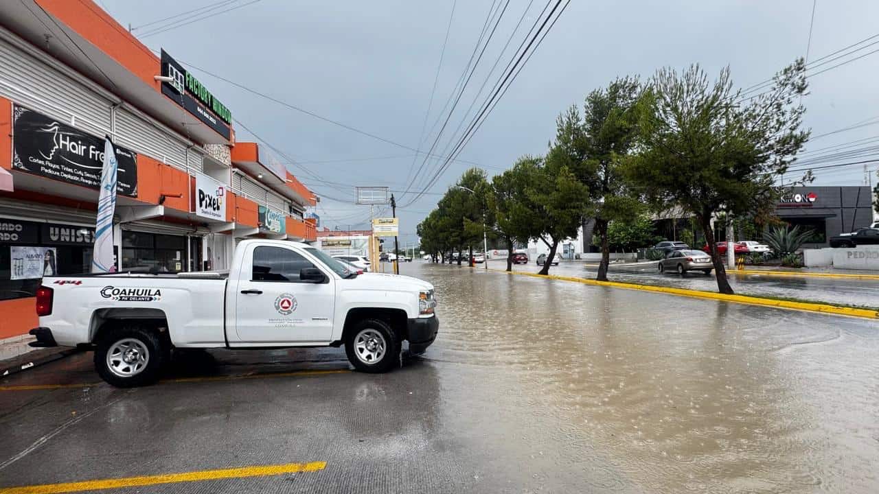 Emergencias por lluvias en Saltillo: Protecci&oacute;n Civil activa notificaciones