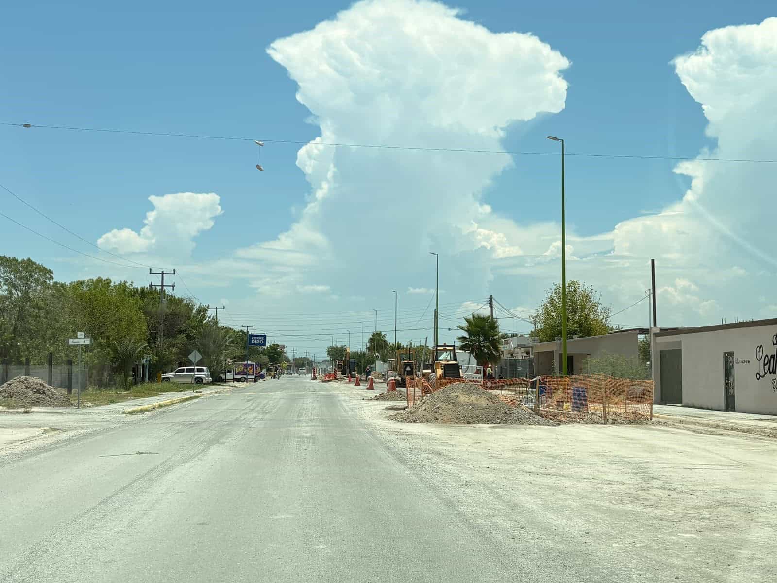 Javier Flores anuncia obras de pavimentaci&oacute;n en San Buenaventura