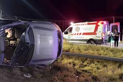 Vuelca en DeAcero y queda lesionado